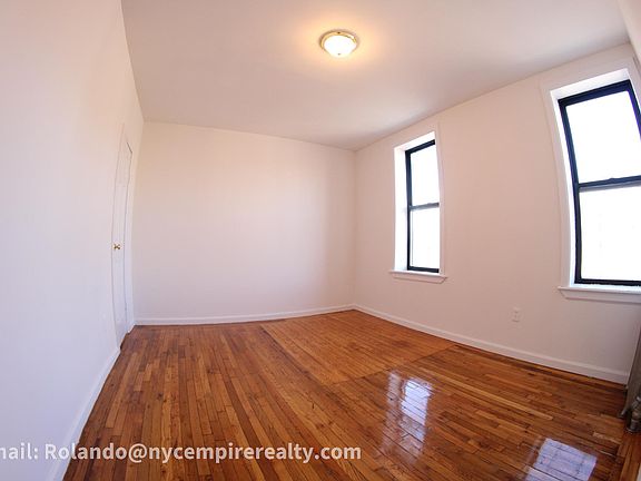 King size bedroom with closet.