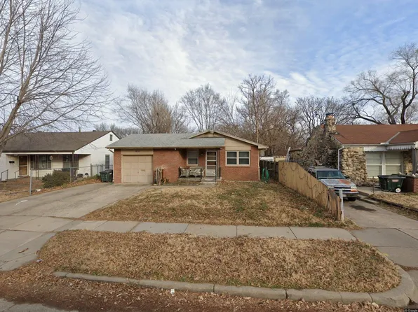 1920 N Burns Ave, Wichita, KS 67203