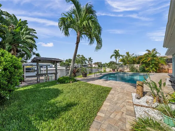 101 92nd Ave N, Saint Petersburg, FL 33702