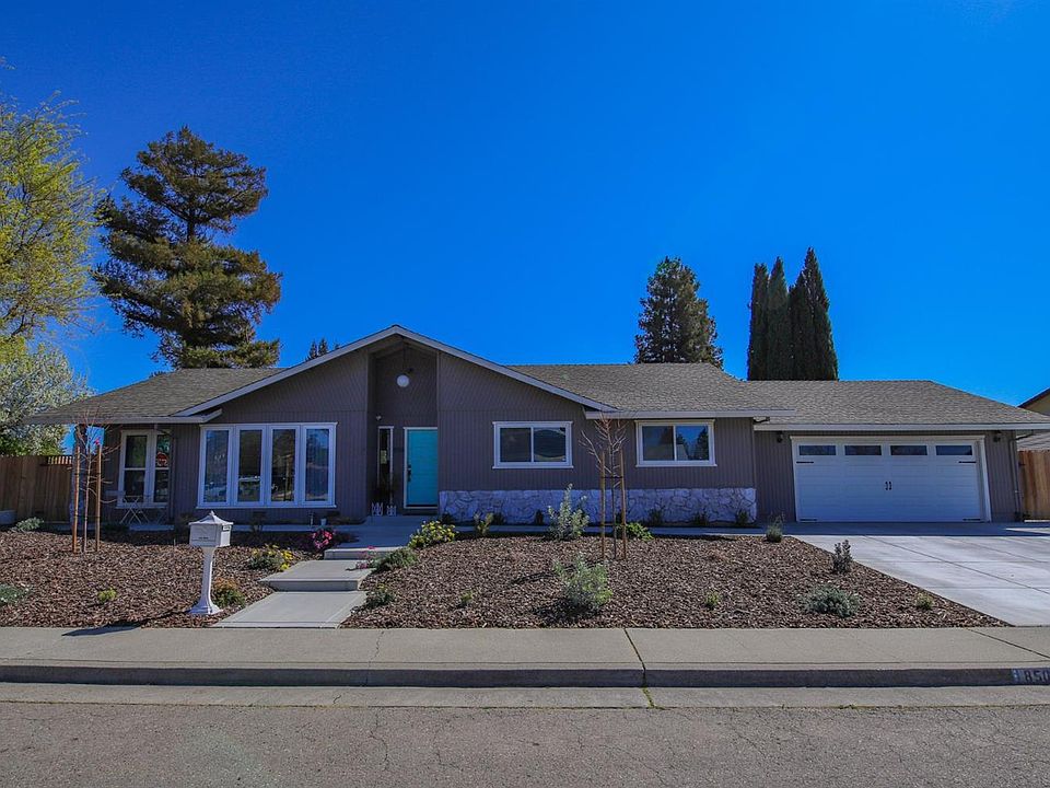 1st image of 850 Merryfield Dr