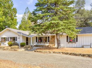 51168 Bon Veu Dr, Oakhurst, CA 93644