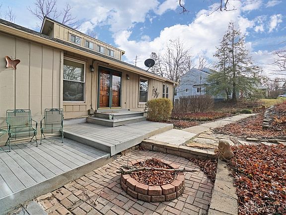 3rd image of 6563 Windfield Ct