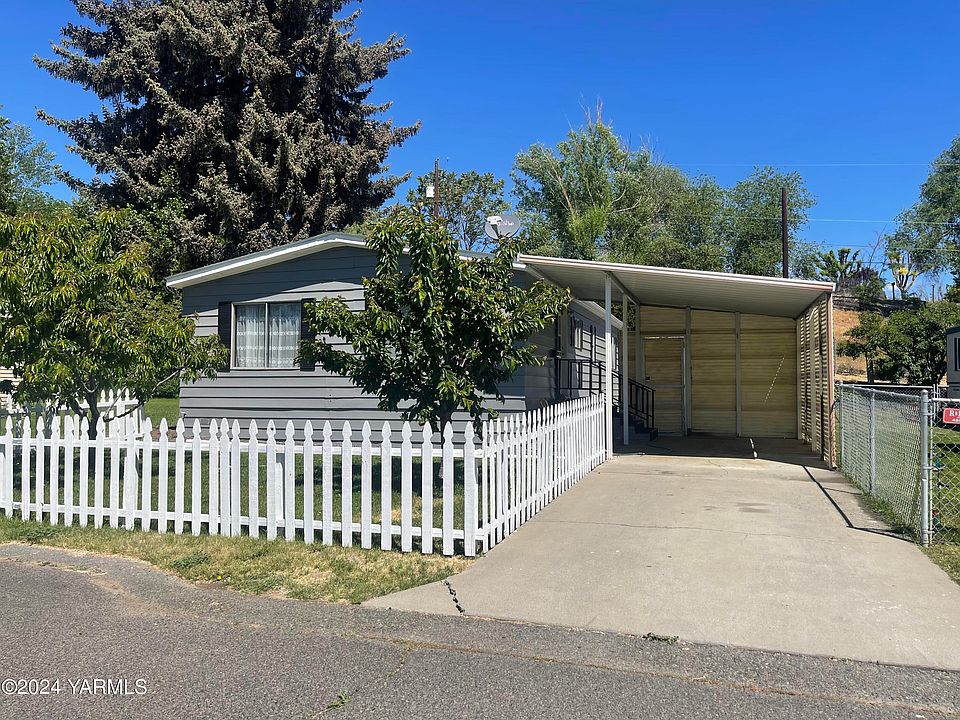 1130 N Wenas Rd UNIT 35, Selah, WA 98942 | Zillow