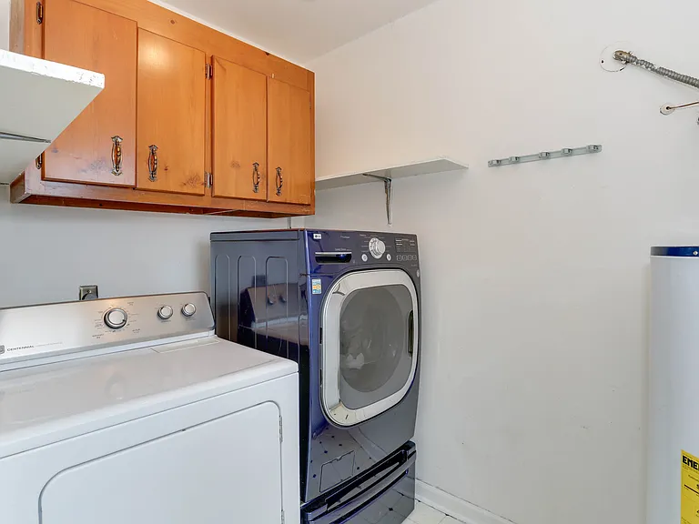 39 Appomattox Ave — Photo 19