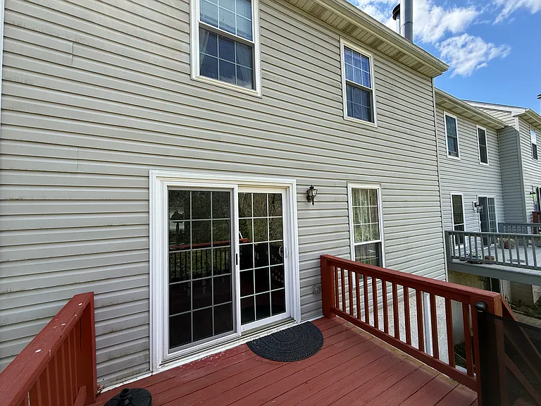 120 Village Dr — Photo 44