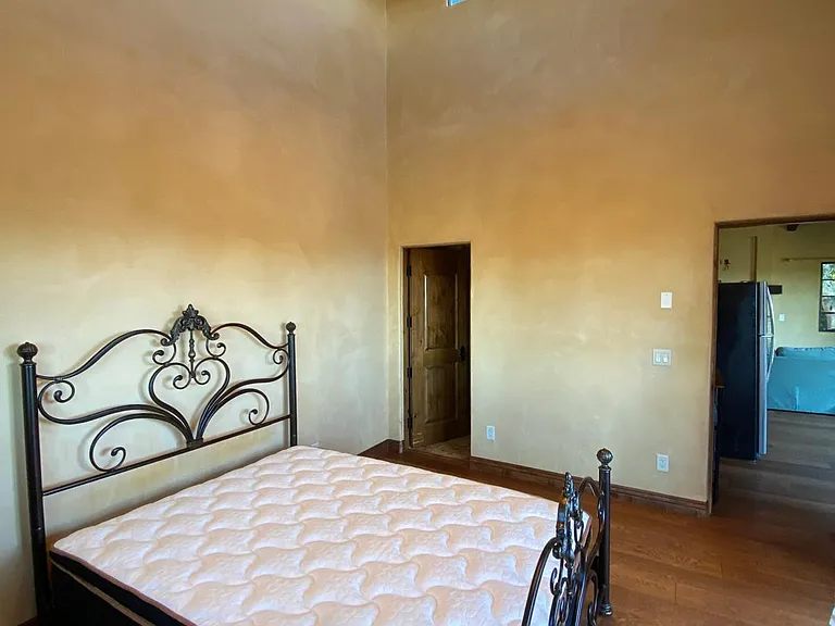 Enclave Ct — Photo 12