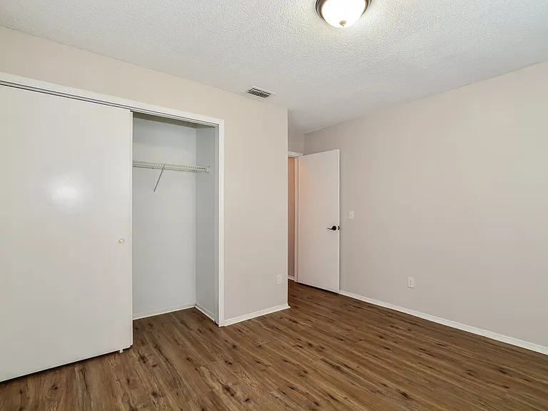 11184 Cypress Leaf Dr — Photo 14