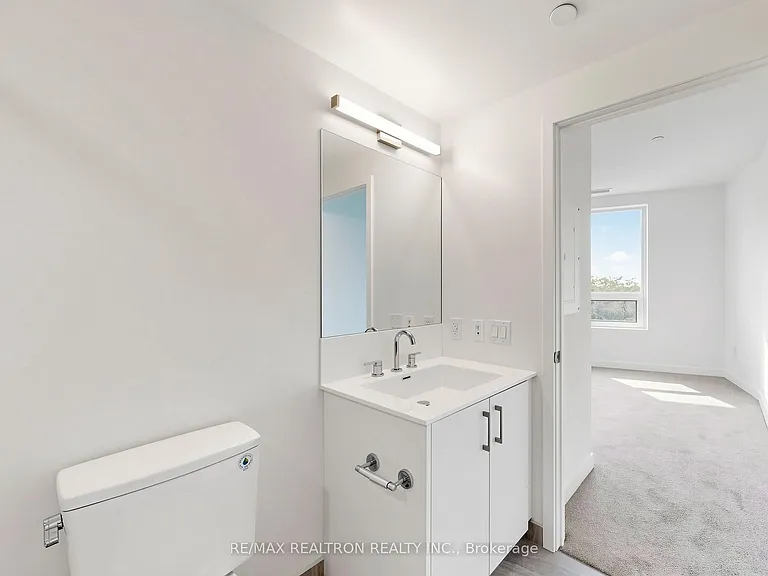 4010 Eglinton Ave W #702 — Photo 22