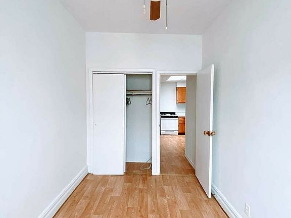 4th image of 7805 20th Ave #1