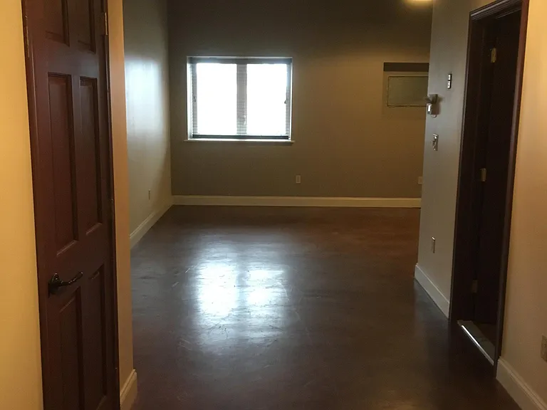 311 State St #108 — Photo 9
