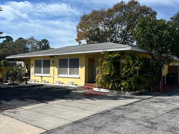 3rd image of 400 S Orion Ave