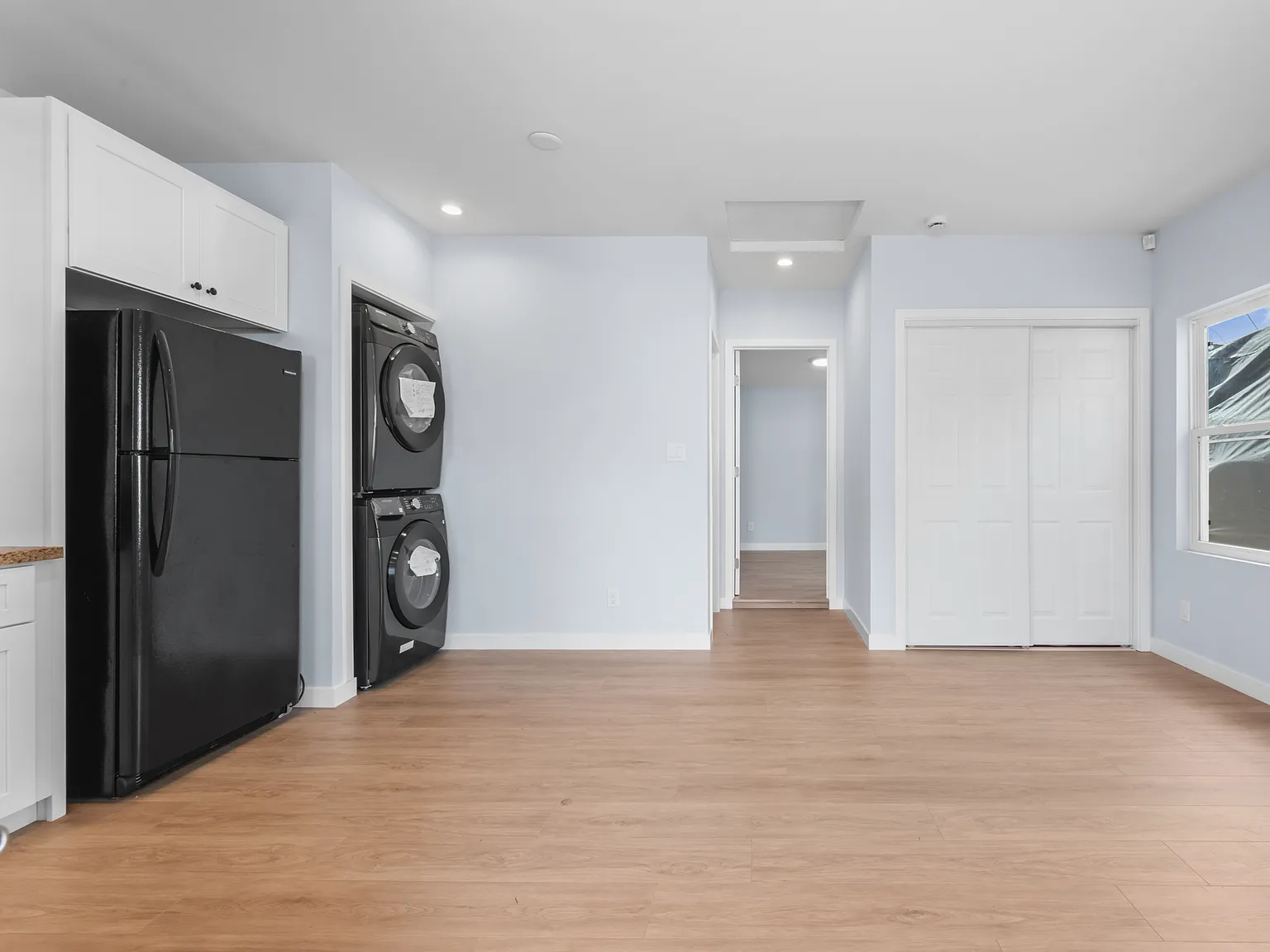 1 bed, 500 sqft, $2,600 — Photo 3