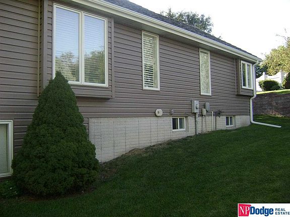 2nd image of 12330 Parker Cir