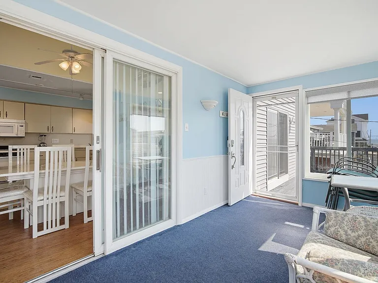 205 North St #10 — Photo 34
