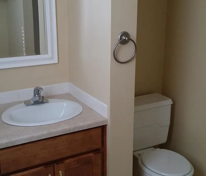 4810 Orchard Ave — Photo 12