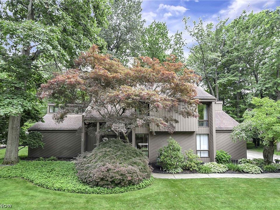 1st image of 31115 Roxbury Park Dr
