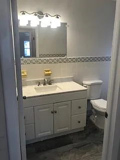 2215 Forest Dr — Photo 11