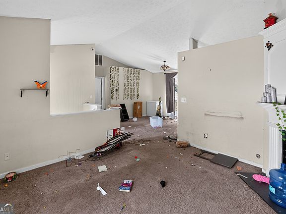 5th image of 840 Tradd Ct