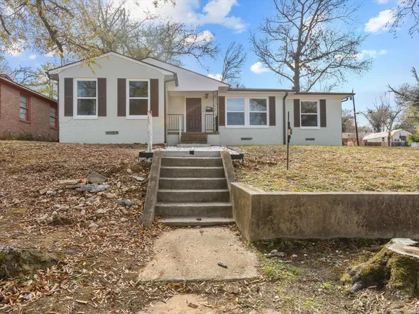 1330 Graham Dr, Tyler, TX 75701