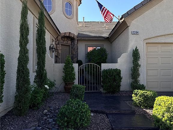 3rd image of 2284 Moresca Ave