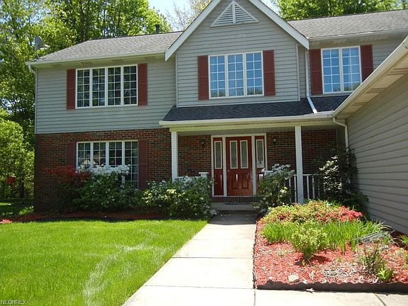 2nd image of 483 Quail Run Dr