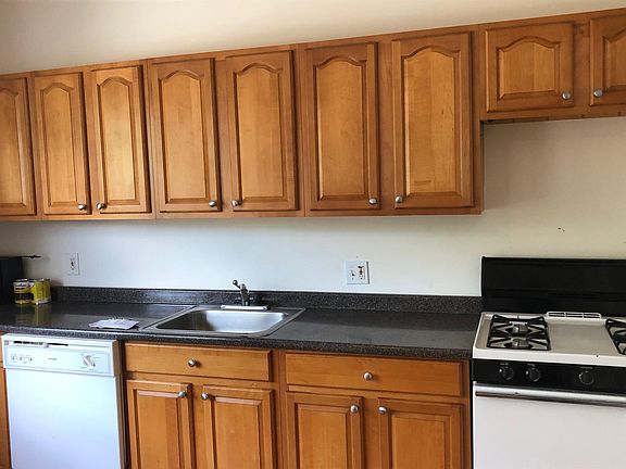 4th image of 38 Fairbanks St #6