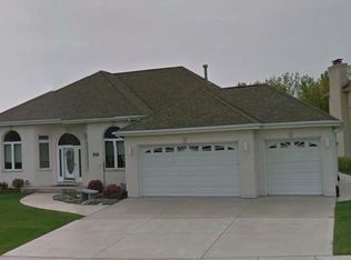15717 Shire Dr, Orland Park, IL 60467