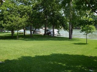 2519 Blumberg Park, Seguin, TX 78155