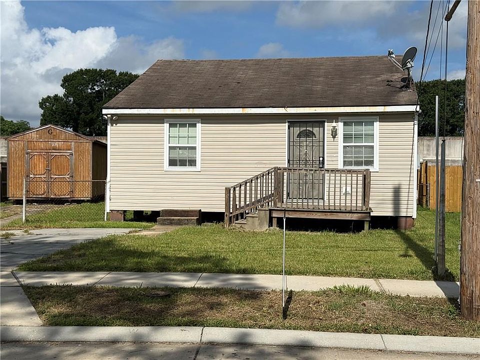 1st image of 514 Warrington Dr