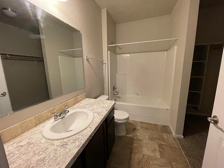 Tree Valley Village Apartments — Photo 34