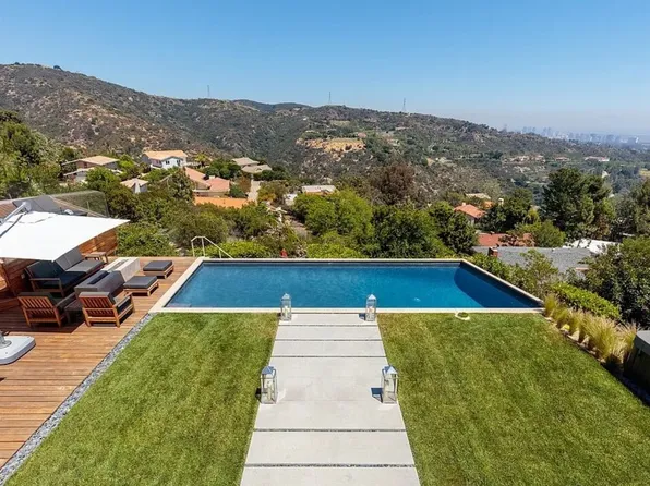 2528 Westridge Rd, Los Angeles, CA 90049
