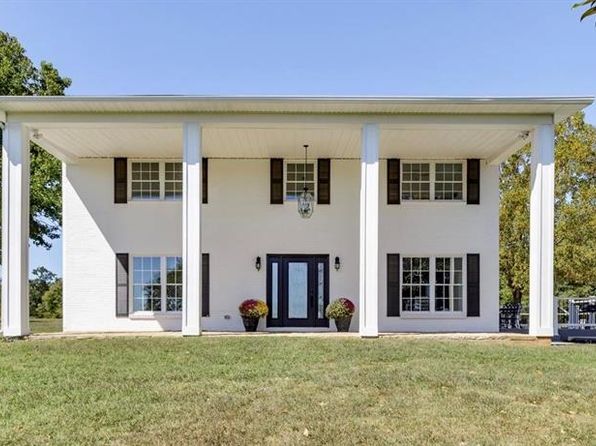10715 Calico Rd, Fletcher, MO 63030