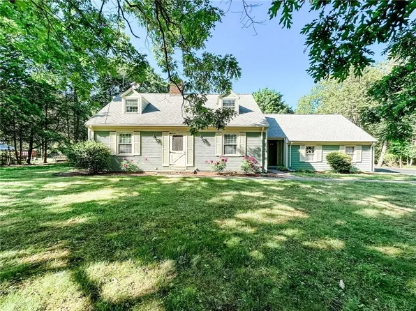 670 Nate Whipple Hwy, Cumberland, RI 02864