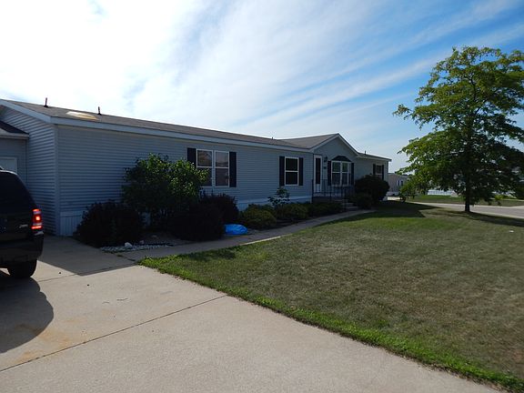 2nd image of 3067 Rockton Cir