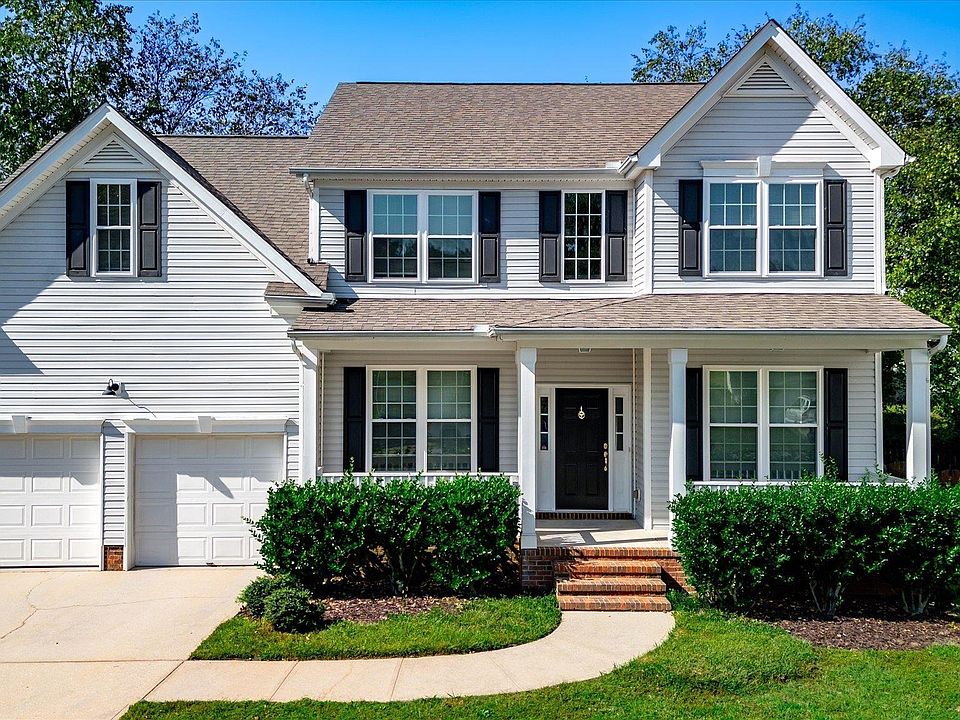 1st image of 412 Woodruff Lake Way