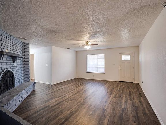 5th image of 4503 McNiel Ave