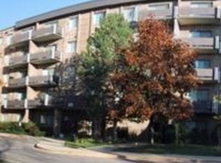 720 Wellington Ave UNIT 116, Elk Grove Village, IL 60007