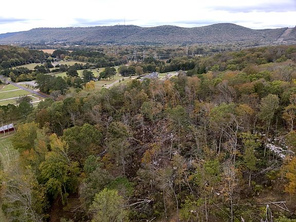 2nd image of 930 Dug Hill Rd