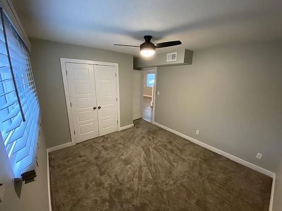 3rd image of 903 NE 68th Ter APT B