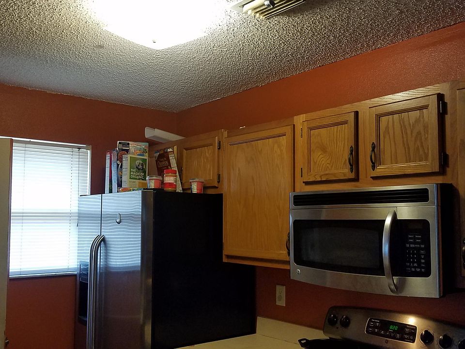 2nd image of 1587 W 34th St