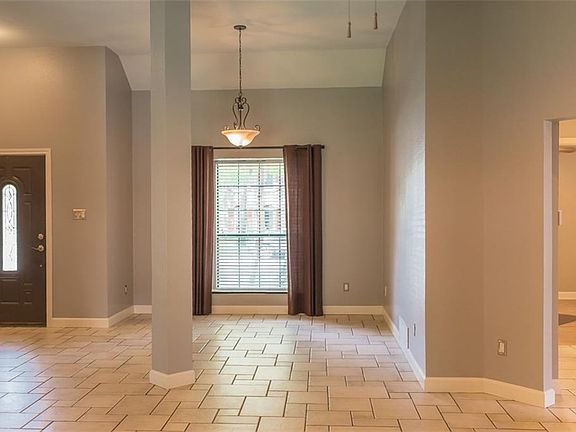 4th image of 4153 Heartstone Dr