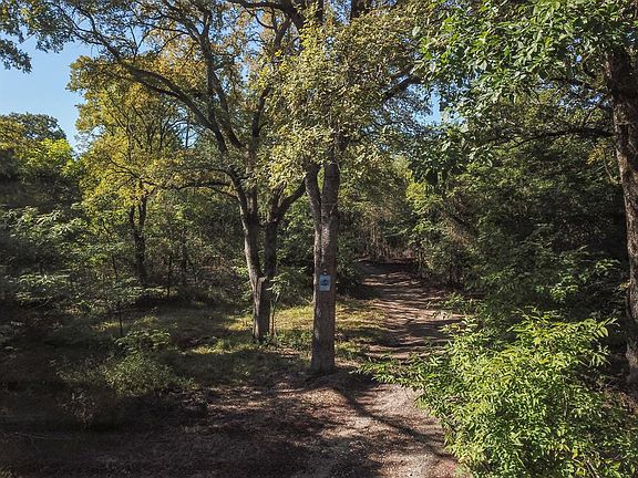4th image of 712 Vz County Road 3723