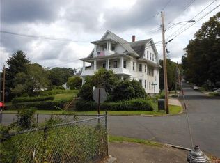 46 Crescent St, Shelton, CT 06484