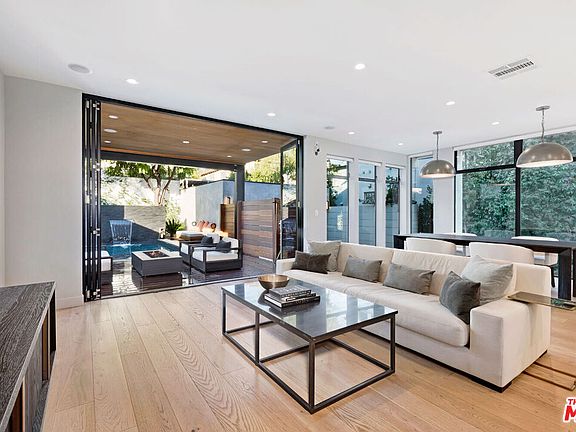 8925 Dorrington Ave, West Hollywood, CA 90048 | Zillow