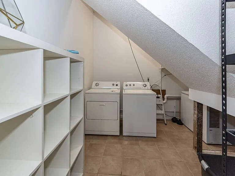765 Leafwood Rd — Photo 49