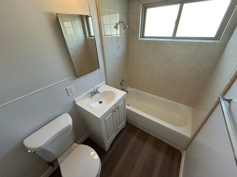 832 Azusa Ave #6 — Photo 16