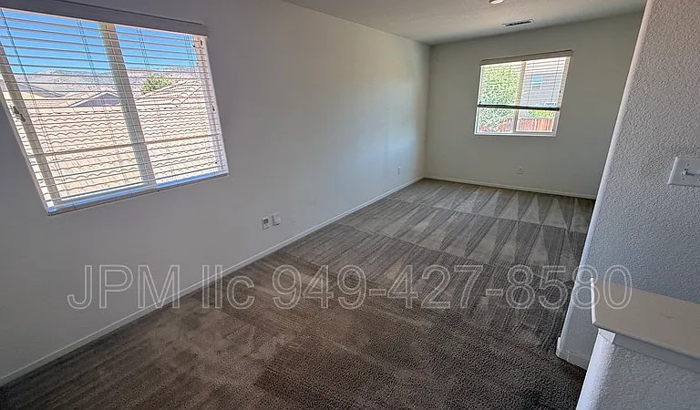 330 Bulluno Dr — Photo 9