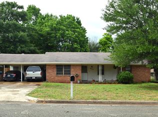 604 Cherokee Trce, Athens, TX 75751