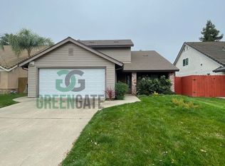 2416 Walnut Park Dr, Modesto, CA 95355