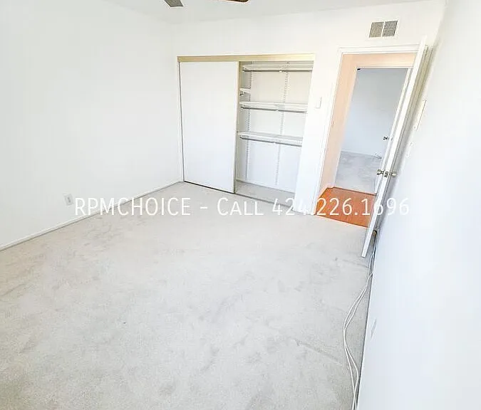 23821 Stanhurst Ave — Photo 28